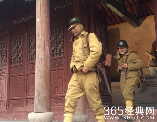 抗日剧再现大尺度剧照：女郎赤裸被刺 节操尽碎