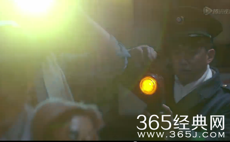 《嘿，老头！》第15-18集预告片及剧情介绍：海皮帮助老头恢复记忆