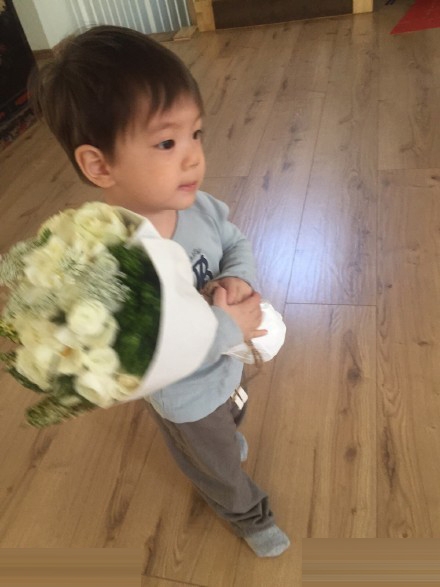 霍思燕老公携儿子加盟爸爸回来了是真的吗_ 霍思燕儿子多大了_霍思燕儿子近照曝光