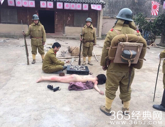抗日剧再现大尺度剧照：女郎赤裸被刺 节操尽碎