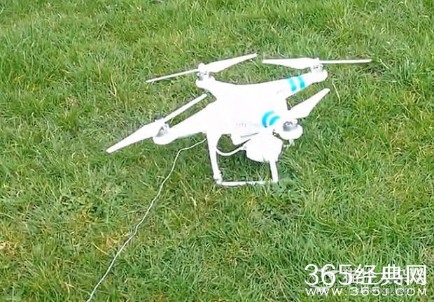 美国父亲驾极品跑车给儿子拔牙 视频火爆网络