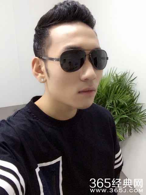 《非诚勿扰》化妆间撕逼大战