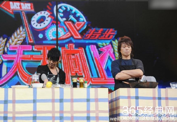 天天向上20150403期开场舞背景音乐JUMP和take my hand