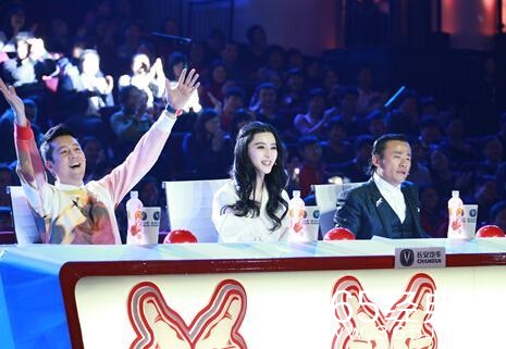 《出彩中国人》选手惊喜不断 接连刷新世界纪录