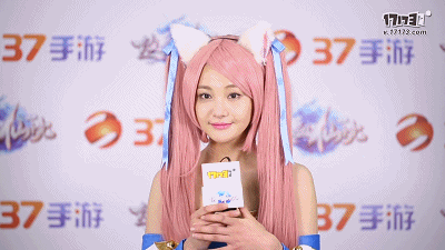 郑爽Cosplay“墨狐”角色首曝光 粉色双马尾Q萌可爱