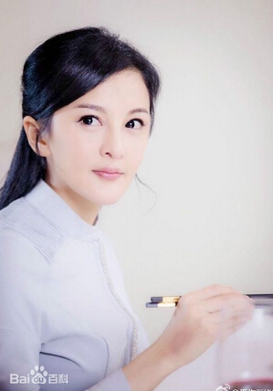 《爱你万缕千丝》方华是谁演的 方华扮演者吴谨西资料照片