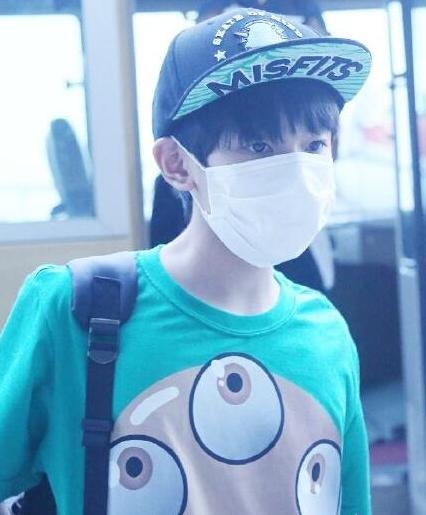 TFBOYS王源获封“王色谱” 网友差评没有王粉粉