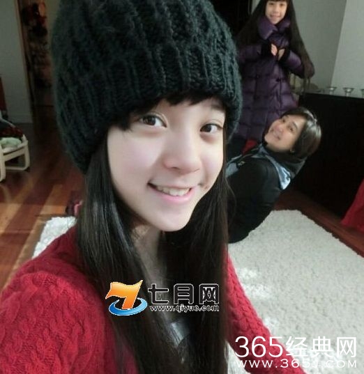 欧阳娜娜王俊凯激吻照流出 欧阳娜娜是谁是王俊凯女朋友吗