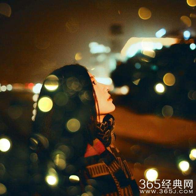 唯美爱情语句：谁为谁心痛，谁把谁当真