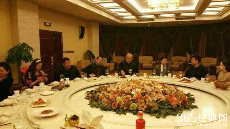 毕福剑不雅视频拍摄当天饭局照曝光 爆照着就在其中？