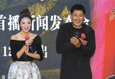 《边关烽火情》中安以轩爆料于震吻戏害羞：自己配音mua 亲到我衣服上