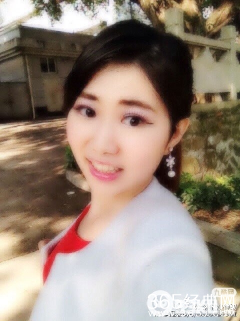 非诚勿扰3号女嘉宾詹雨佳个人资料新浪微博 詹雨佳性感私房照胸围