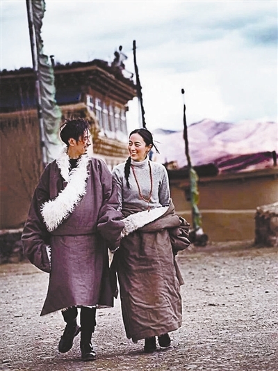 藏族80后结婚大片爆红 堪称时尚大片