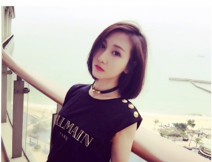 王思聪带新欢rrrosie韩国游玩被拍 rrrrrros个人资料微博照片