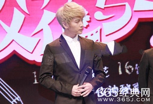 陈晓任《校花与学神》代课老师 校花与学神什么时间开播