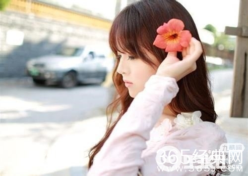 美图秀秀制作唯美图片效果及加文字边框教程