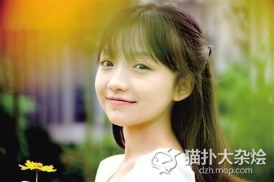 大三女学生靠摄影月入万元 捧红六美女