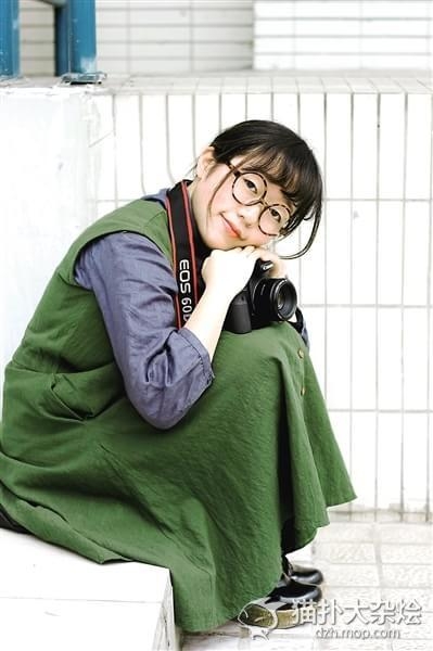 大三女学生靠摄影月入万元 捧红六美女