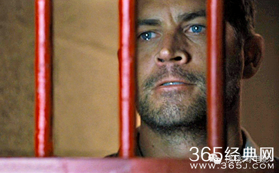 纪念保罗·沃克--《速度与激情》系列中25个经典瞬间