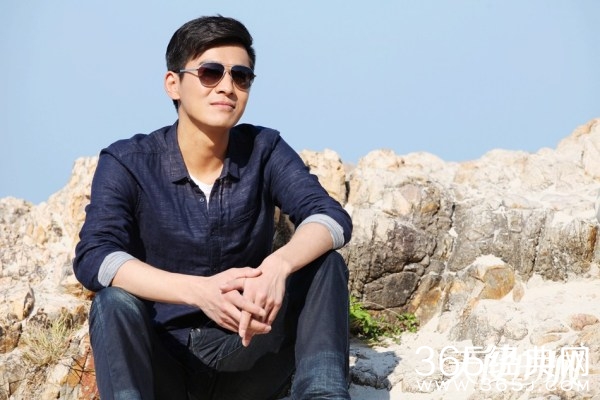 《天使的城》乔振宇压轴登场 戏中每天跳楼一次