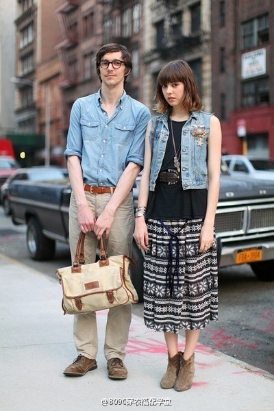 谈恋爱这种事，总要和对的人在对的时间才可以！