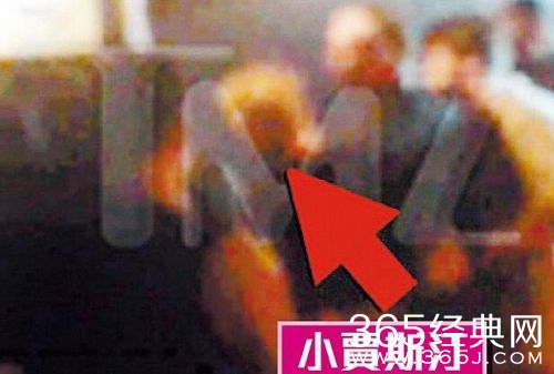 贾斯汀比伯大闹音乐节被驱逐出场