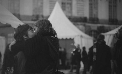 如何衡量一个人是否值得你去爱？