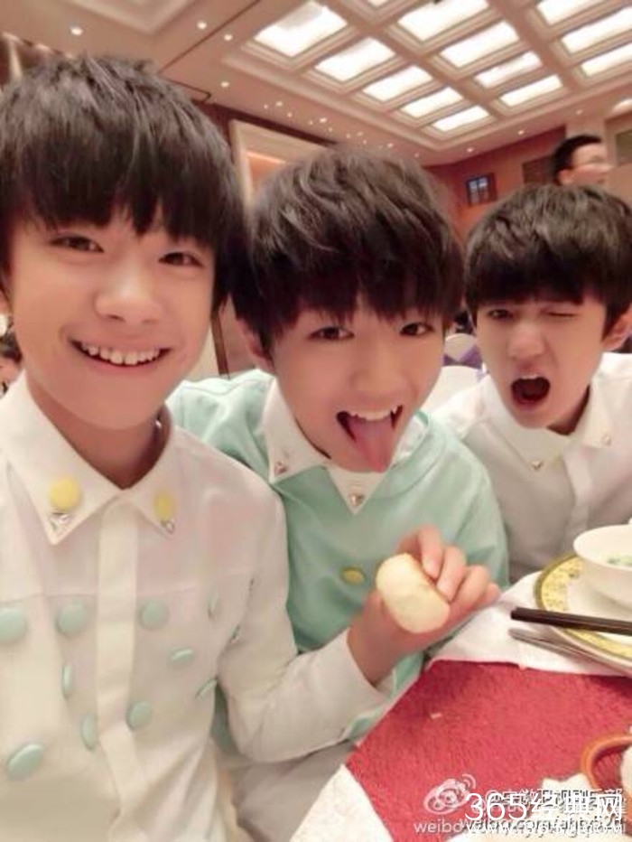 TFBOYS音乐风云榜年成新宠_三小只有望出演电影拍情感戏_众粉丝表示期待