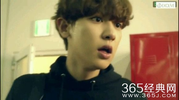 我的邻居是EXOD.O.-灿烈展开紧张神经战_我的邻居是EXO第4集在线观看下载_365经典网