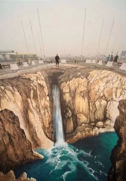 站在这样的街头，你会害怕吗？