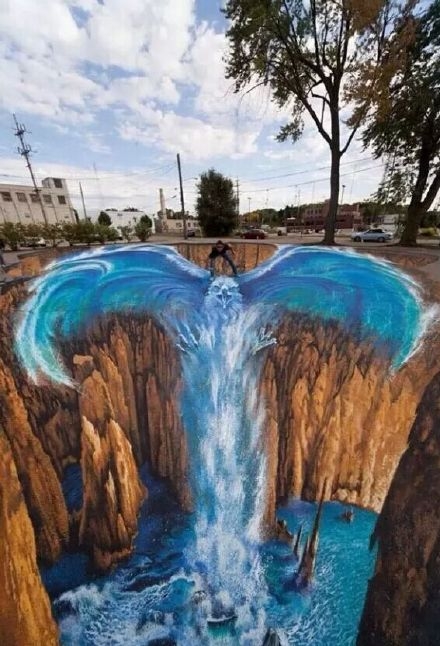 站在这样的街头，你会害怕吗？