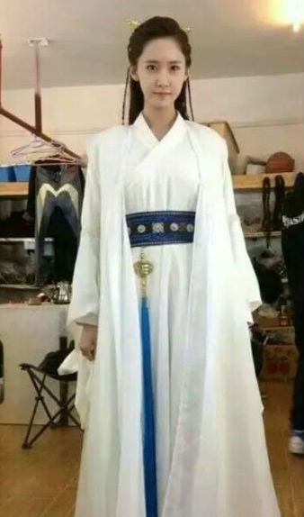 少女时代林允儿《武神赵子龙》片场照似仙女_林允儿剧照曝光似仙女_365经典网