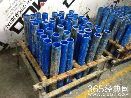 中华神皂三无产品脏乱差生产环境曝光触目惊心