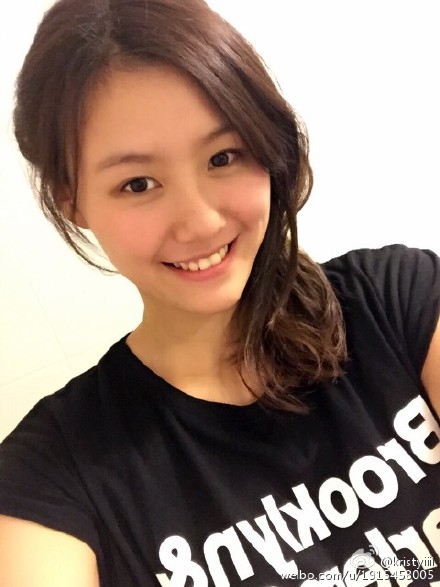 中国游泳18岁新女神刘湘个人资料|微博kristyiiii|私房照图片