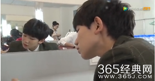 tf少年go第三季20150417期完整版在线观看 小凯望粉丝不要掐架引泪奔