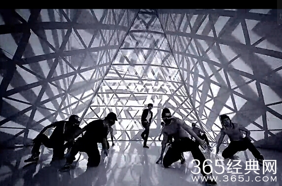 UNIQ最新单曲EOEOMV/MP3完整版在线试听下载_EOEO完整歌词介绍_365经典网