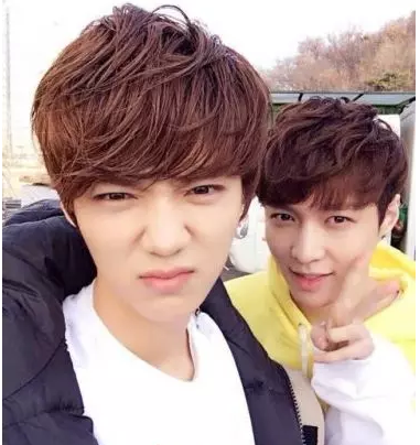 EXO LAY祝福鹿晗生日快乐_鹿晗也透露私下会发短信_鹿晗生日跟粉丝一起过吗