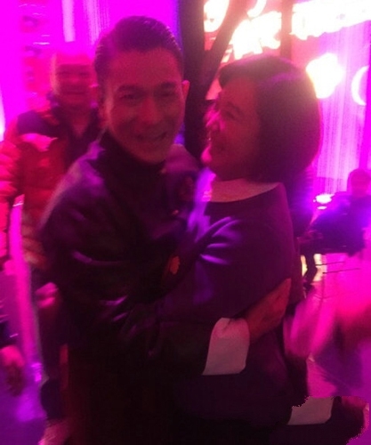 《喜剧人》贾玲获刘德华“助阵” 称自己为20年铁粉