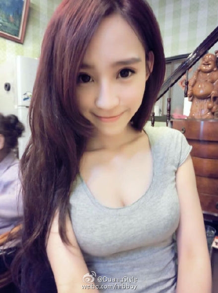 最美包子妹DIDI个人资料微博 最美包子妹爆乳私照曝光