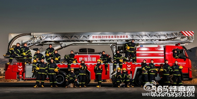 辽宁朝阳消防发硬汉风格大片 似好莱坞海报