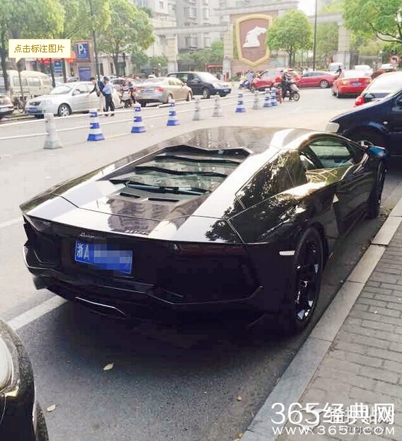 这车够牛X不？我碰都不敢碰一下