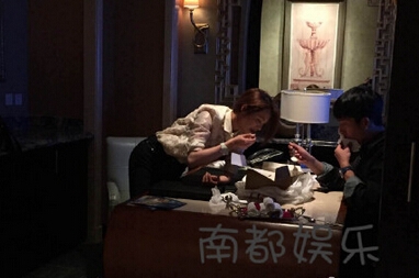 井柏然郑爽真的在一起了吗_井柏然郑爽国外酒店约会庆生照片_365经典网