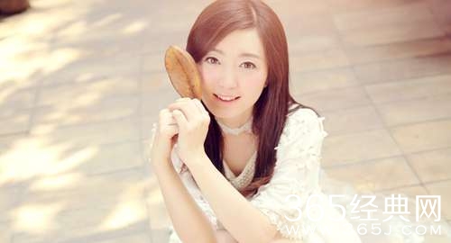 走着每一天，放过每一天。相助，相帮，相依，相惜 