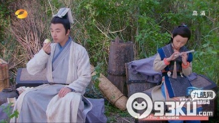 《新少年四大名捕》无情失忆第几集恢复记忆？无情喜欢慕雪公主吗？