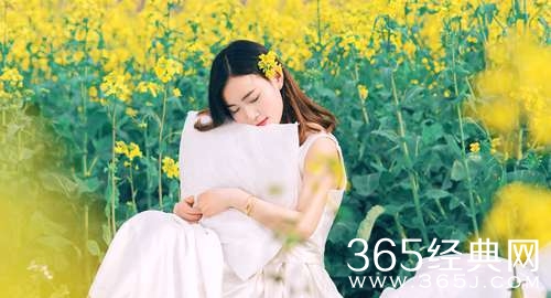 今天你是谁，以及明天你将成为谁。