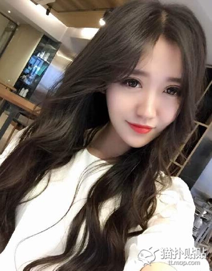 又发现一枚南航空姐 美美哒！