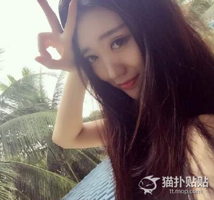 又发现一枚南航空姐 美美哒！