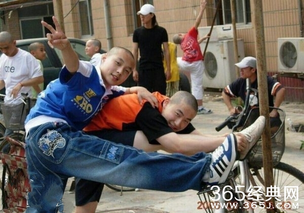 EXO张艺兴曾参与鹿鼎记选秀_为包贝尔推荐发型师_365经典网