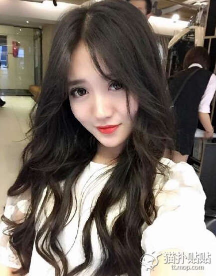 又发现一枚南航空姐 美美哒！