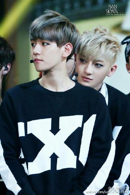 黄子韬打边伯贤是怎么回事 黄子韬为什么打伯贤 揭黄子韬伯贤恩怨